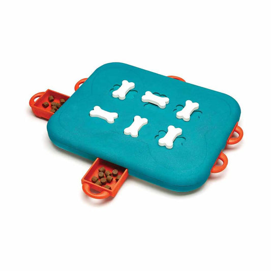Dog Casino Interactive Treat Dog Puzzle Toy